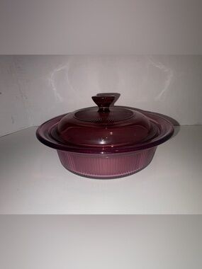 Pyrex Plum Glass Casserole with Lid- 750 ml
